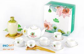 Bộ bình trà gốm sứ trắng in logo làm quà tặng doanh nghiệp, khách hàng công ty giá tốt tại tphcm