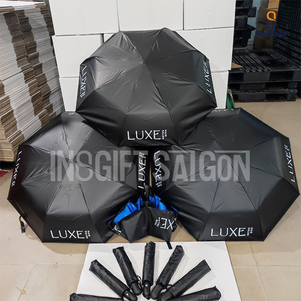 Dù gấp in logo 2 màu quà tặng khách hàng