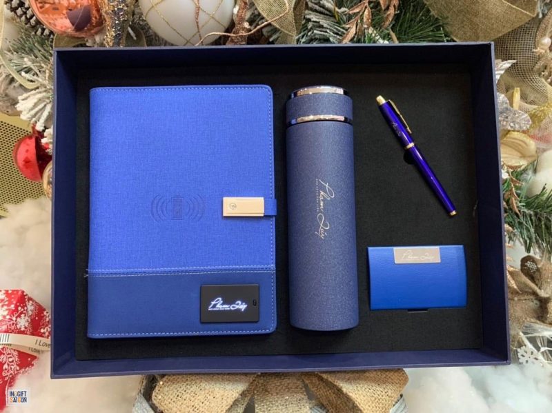 set quà sinh nhật cho nhân viên