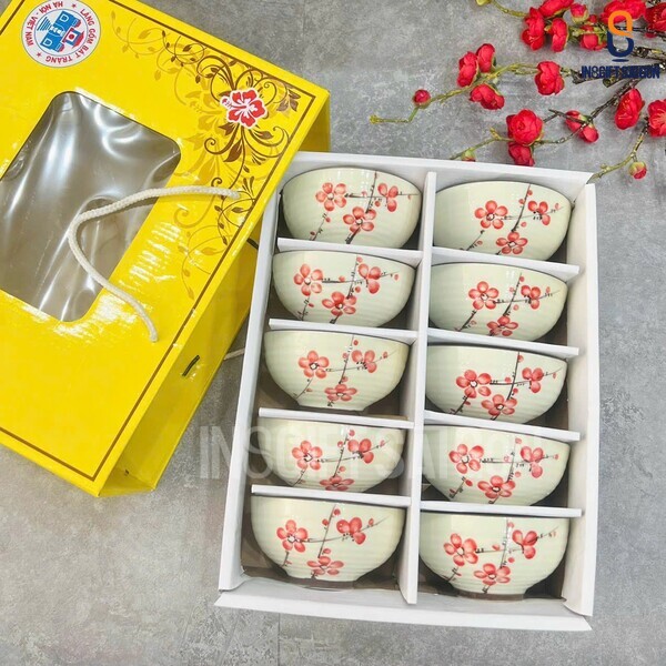quà tặng 20/10 cho nhân viên nữ