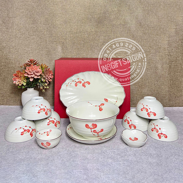 quà tặng 20/10 cho nhân viên nữ