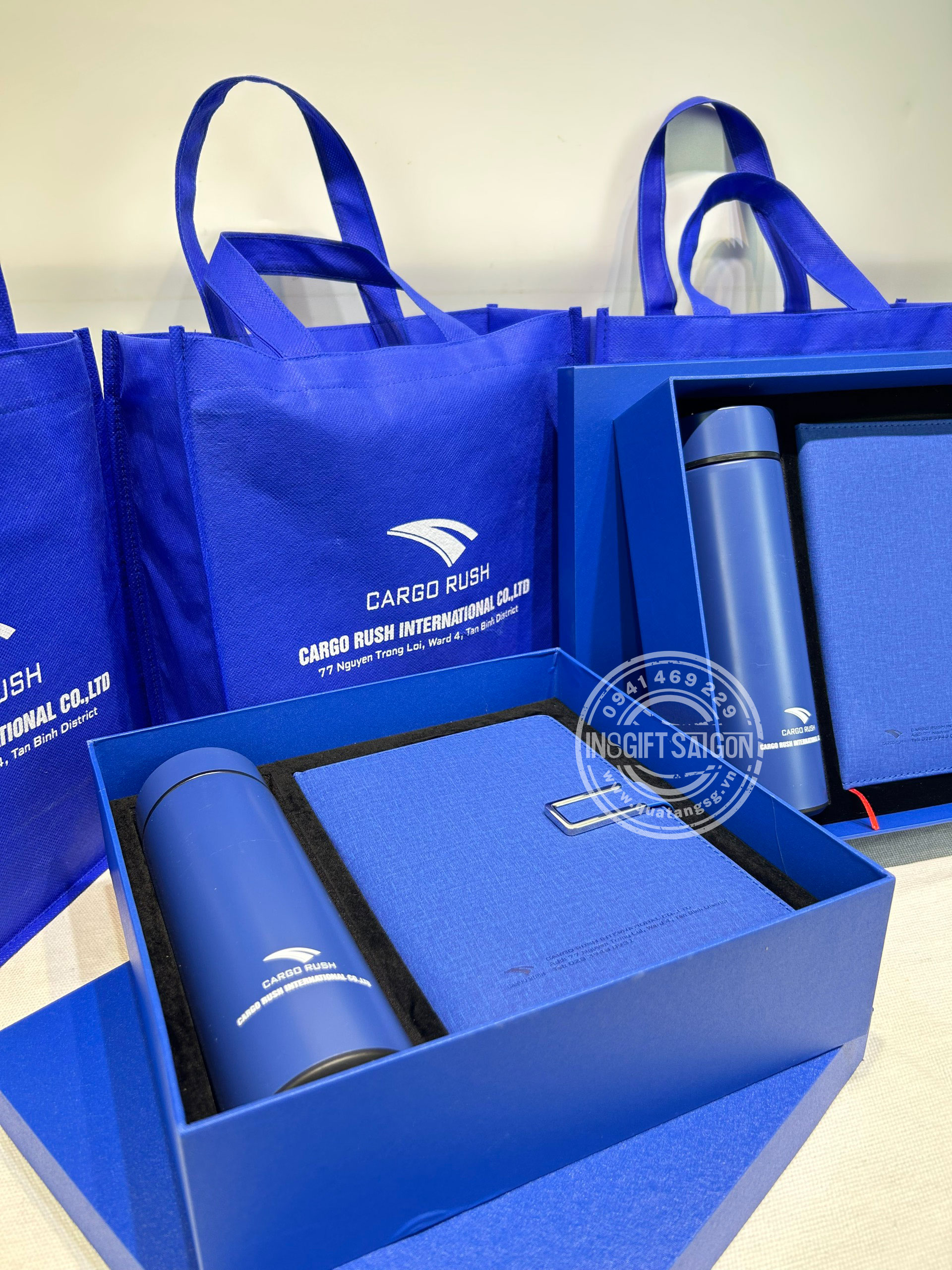set quà tặng nhân viên