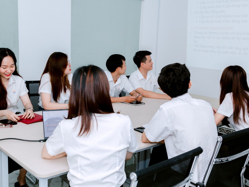 Công ty quà tặng sáng tạo Sài Gòn trong các buổi họp